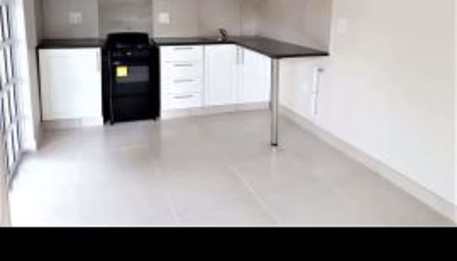 Private room to rent in share house Umhlanga Rocks Drive, Umhlanga